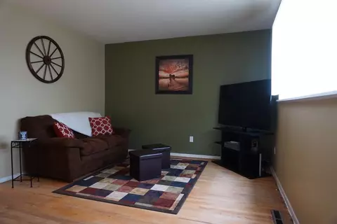 417 Donnalee, Monroe, MI 48162 photo 3