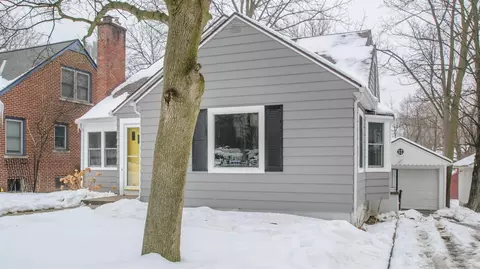 1108 W Madison St, Ann Arbor, MI 48103 photo 3
