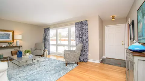 1708 Covington Dr, Ann Arbor, MI 48103 photo 3