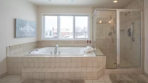 9034 Mckendry Dr, Saline, MI 48176 photo 34