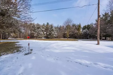 2443 E Textile Rd, Ann Arbor, MI 48108 photo 4