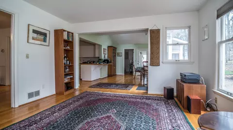 2527 Devonshire Rd, Ann Arbor, MI 48104 photo 17