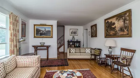 2527 Devonshire Rd, Ann Arbor, MI 48104 photo 6