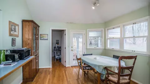 2527 Devonshire Rd, Ann Arbor, MI 48104 photo 18