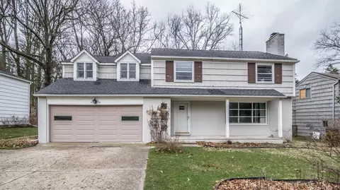 2527 Devonshire Rd, Ann Arbor, MI 48104 photo 1