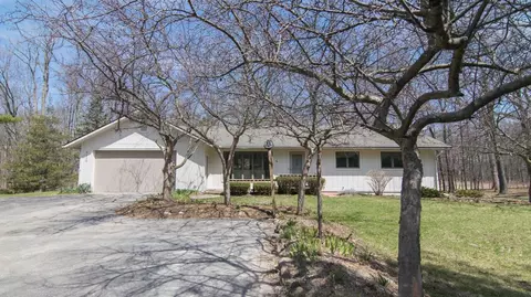 5110 Westwind Dr, Dexter, MI 48130 photo 1