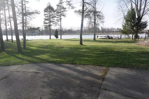 991 Otney, Jackson, MI 49201 photo 3