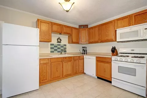 11533 Bradley Dr, Jerome, MI 49249 photo 8