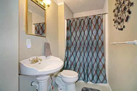 11533 Bradley Dr, Jerome, MI 49249 photo 16