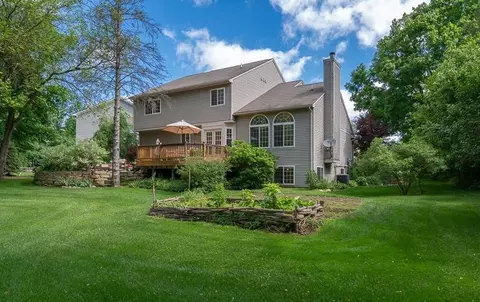 8203 Bridgeway Dr, Dexter, MI 48130 photo 9