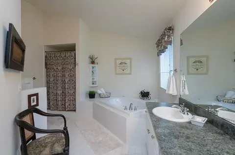 8203 Bridgeway Dr, Dexter, MI 48130 photo 36