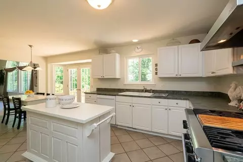 8203 Bridgeway Dr, Dexter, MI 48130 photo 24