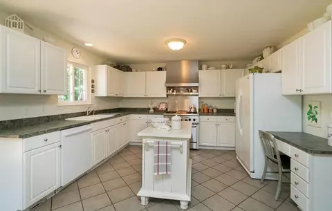 8203 Bridgeway Dr, Dexter, MI 48130 photo 22