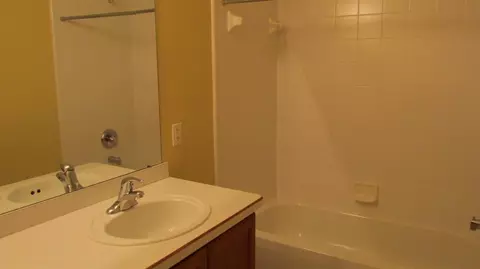 46047 Graystone Ln, Canton, MI 48187 photo 9