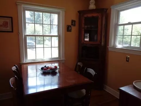 804 W Davis Ave, Ann Arbor, MI 48103 photo 8