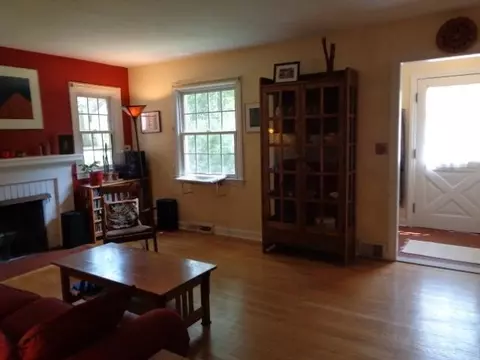 804 W Davis Ave, Ann Arbor, MI 48103 photo 5