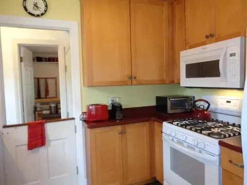 804 W Davis Ave, Ann Arbor, MI 48103 photo 10