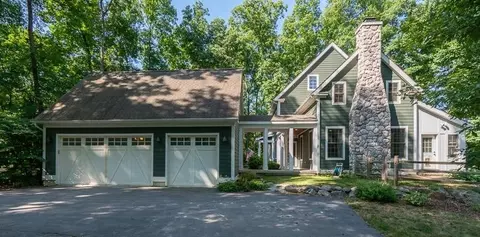 6302 Cobblestone Ln, Dexter, MI 48130 photo 4