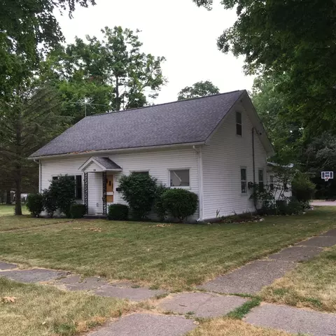118 Everett, Homer, MI 49245 photo 1