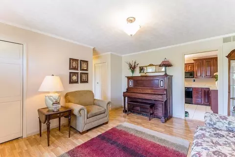 10962 Willow Rd, Willis, MI 48191 photo 4