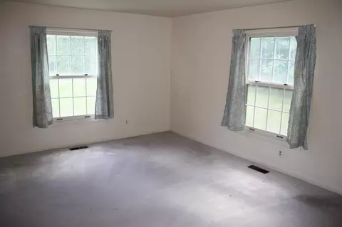 4901 N Maple Rd, Ann Arbor, MI 48105 photo 3