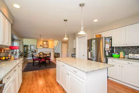 4814 Gullane Dr, Ann Arbor, MI 48103 photo 11