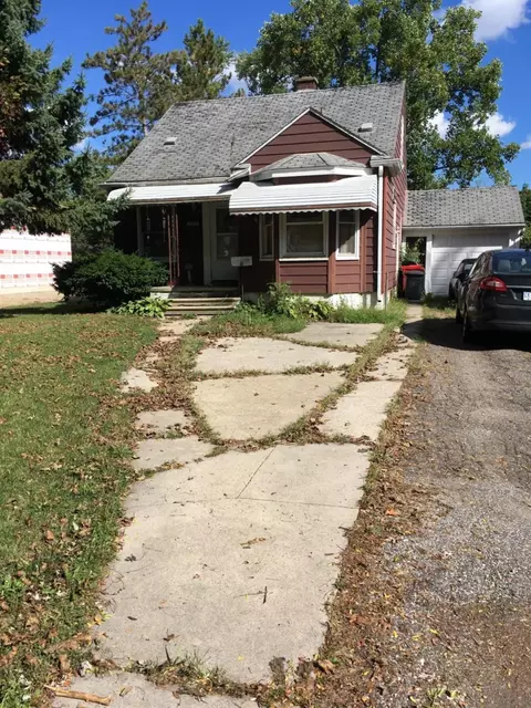 29097 Walnut St, Flat Rock, MI 48134 photo 2