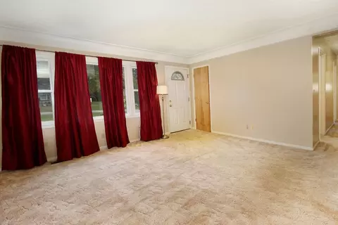 3113 John Glenn Dr, Jackson, MI 49201 photo 3