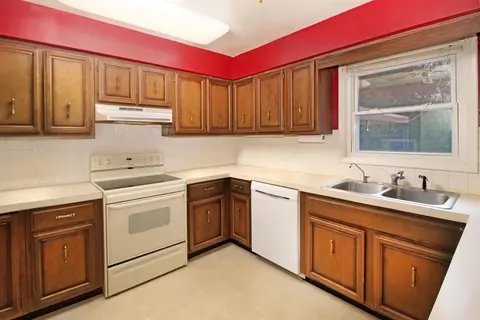 3113 John Glenn Dr, Jackson, MI 49201 photo 7