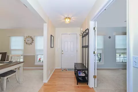3658 View Dr, Dexter, MI 48130 photo 3