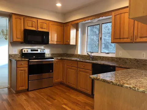 5818 Bellwether Dr, Saline, MI 48176 photo 9