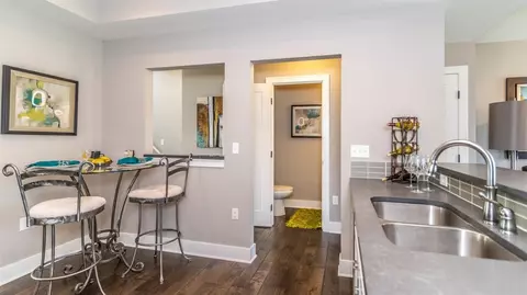 2575 W Towne St, Ann Arbor, MI 48103 photo 5