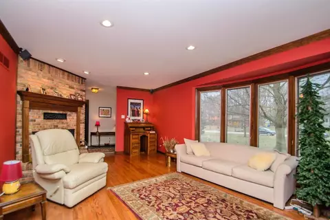 264 Tamarack Dr, Saline, MI 48176 photo 8