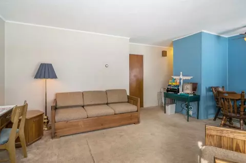 2105 S Circle Dr, Ann Arbor, MI 48103 photo 8