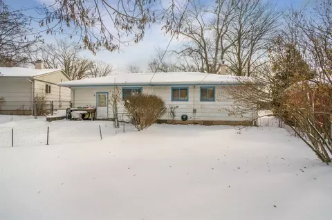 2105 S Circle Dr, Ann Arbor, MI 48103 photo 26