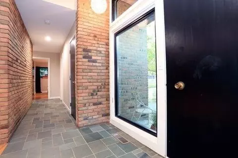 911 Robin Rd, Ann Arbor, MI 48103 photo 10