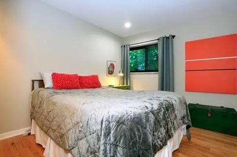 911 Robin Rd, Ann Arbor, MI 48103 photo 33