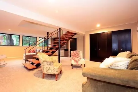 911 Robin Rd, Ann Arbor, MI 48103 photo 42