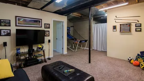 7165 Palmer St, Dexter, MI 48130 photo 40