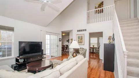 445 Cambridge Dr, Dexter, MI 48130 photo 4