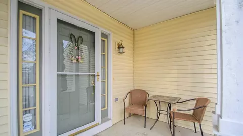 445 Cambridge Dr, Dexter, MI 48130 photo 2