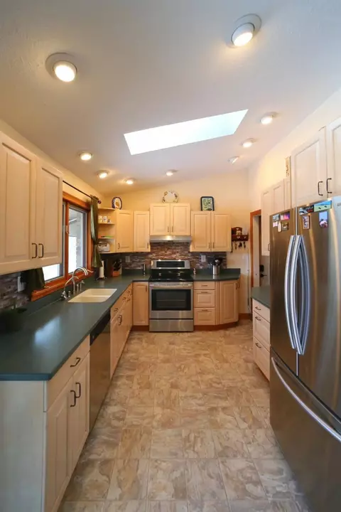 7423 Donovan Rd, Dexter, MI 48130 photo 9