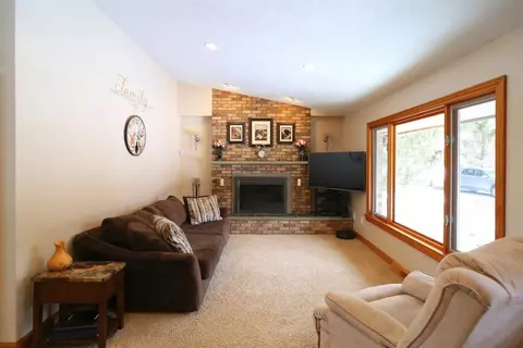 7423 Donovan Rd, Dexter, MI 48130 photo 3