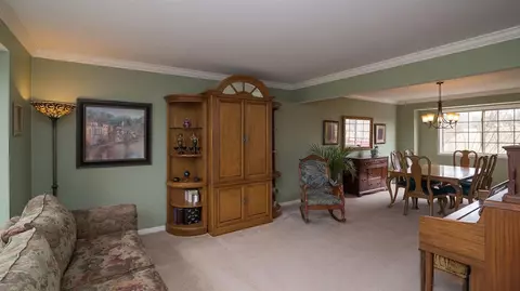 8735 Sydney Dr, Saline, MI 48176 photo 12