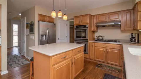 8735 Sydney Dr, Saline, MI 48176 photo 18