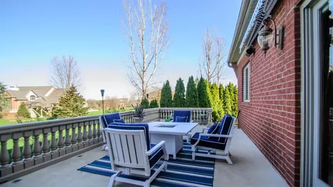 6250 Maple N, Saline, MI 48176 photo 9