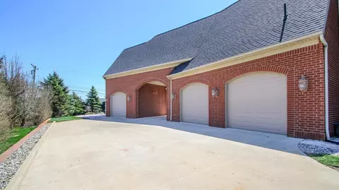 6250 Maple N, Saline, MI 48176 photo 7