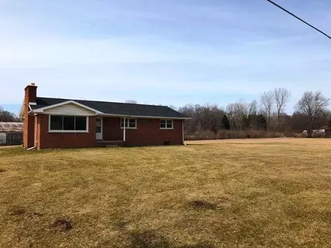 12834 Tuttle Hill Rd, Willis, MI 48191 photo 1