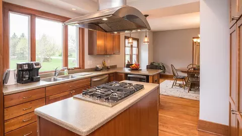 7460 Warner Rd, Saline, MI 48176 photo 17