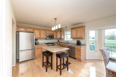 3004 Fieldstone Dr, Dexter, MI 48130 photo 3
